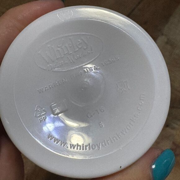 10 Vintage Coca-Cola Classic USA Whirly Plastic Cups With Lids - Picture 5 of 8